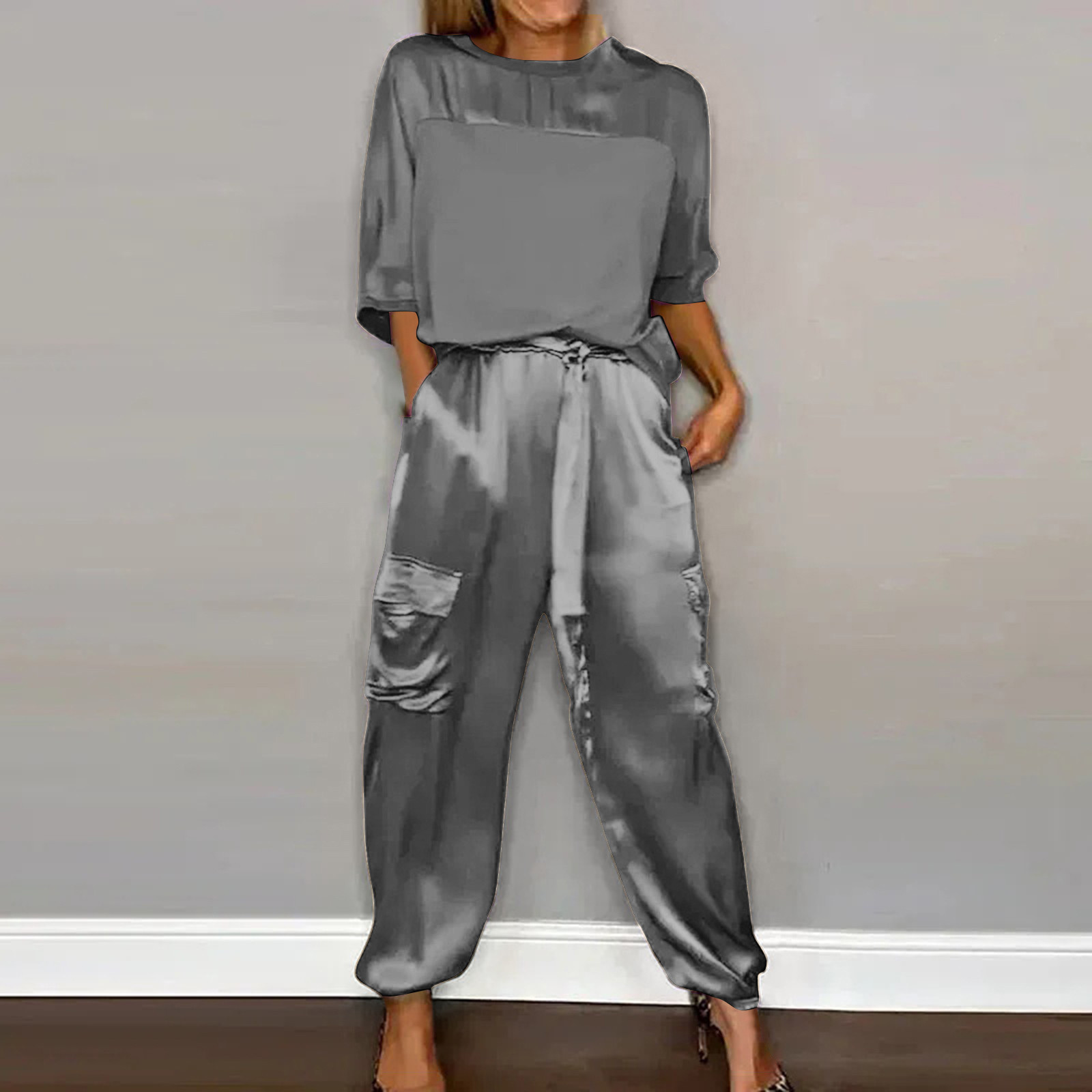 thumbnail image 2 of Conjunto de pijama de mujer con top de manga media y pantalones de satén suave - Poliéster spandex, estampado, para todas las estaciones - S-XXXXXL, 2 of 5